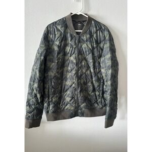 UNIQLO Ultra Light Down Filled Jacket Men Large Camo Green Puffer Packable